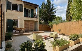 Bel appartement avec terrasse et beau jardin classé 1 étoile